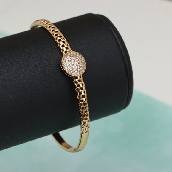 Elegant Rose Gold Bangle with Round Diamond-Crystal Centerpiece, XPBL0463 - Picture 7 of 11